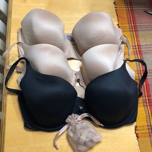 Victoria’s Secret Demi bra bundle. 34DD